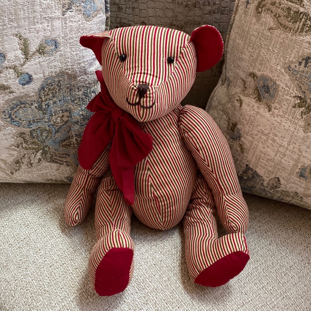 Decorators Accents Christmas Holiday Teddy Bear Decor